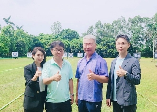 [2023.08.07] Watson & Company Introduces ‘Focus Pro Device’ to Vietnam National Archery Team